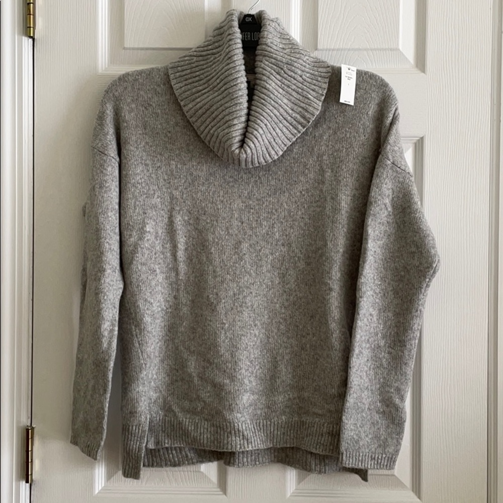 GAP L Gray WT Cowl-neck Sweater